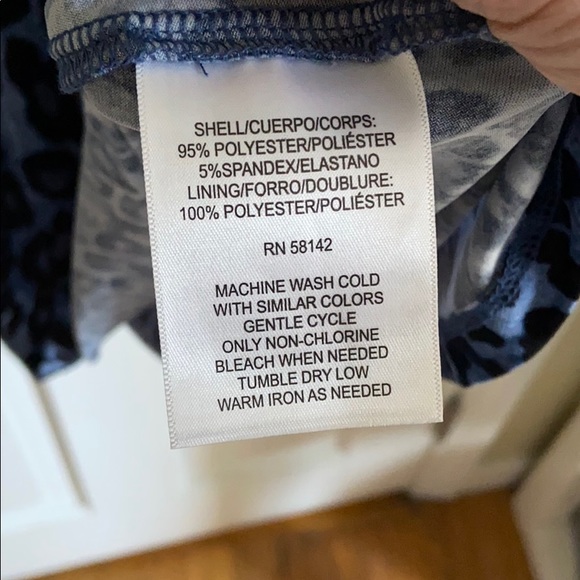 Blue leopard print a line dress. Size 6. - Picture 3 of 4